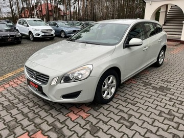 Volvo V60 I Kombi 1.6 T4 180KM 2011 Volvo V60 T4 180 KM Automat Podgrzewane fotele, zdjęcie 1