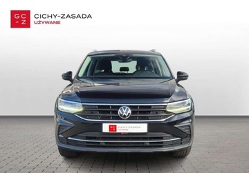 Volkswagen Tiguan II SUV Facelifting 2.0 TDI 150KM 2021 Volkswagen Tiguan Life 2.0TDI 150KM DSG App Connet Czuj Park. Pod.Fotele T, zdjęcie 7
