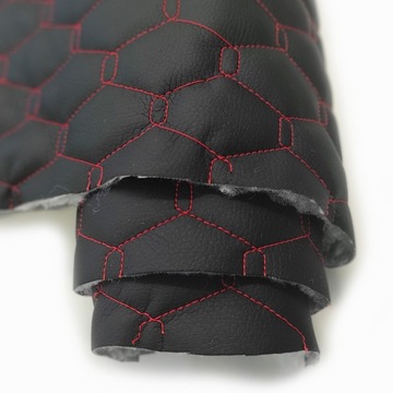Экокожа GEO, черная, прострочена красной нитью.