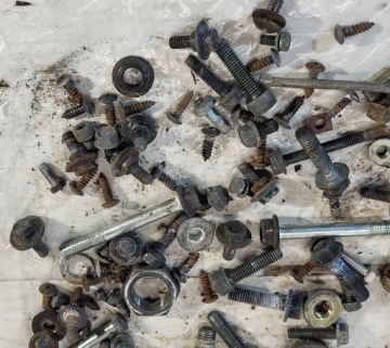 Болты для разборки MBK Skycruiser 125 Yamaha X-Max 2006-2009r