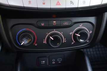 Fiat Tipo II Hatchback 1.4 T-Jet LPG 120KM 2017 Fiat Tipo 1.4 T-Jet, Salon Polska, Klima, zdjęcie 18