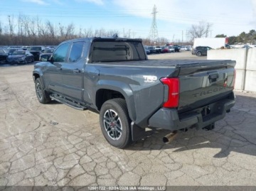 Toyota Tacoma II 2025 Toyota Tacoma TRD Sport 2025 2.4 Benzyna 278KM, zdjęcie 2