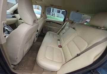 Volvo V70 III Kombi 2.5 T 231KM 2013 Volvo V70 Rezerwacja SUMMUM 2,0T 213KM R5 Kamera 2.5 Benzyna 231KM, zdjęcie 6