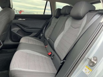 Skoda Superb III Kombi Facelifting 2.0 TDI SCR 150KM 2025 Skoda Superb Selection,2,0TDI 150KM SalonPL Kamera NiskiPrzebieg Fav23 Pak, zdjęcie 4