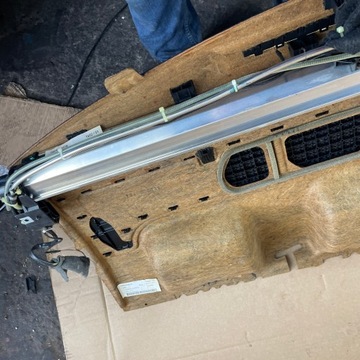 MERCEDES S W221 FACELIFT ZADNÍ POLIČKA ROLETA ELEKTRICKÁ OKNO POLIČKY