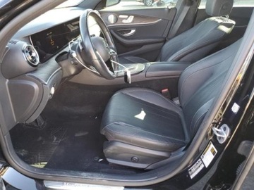 Mercedes Klasa E W213 2021 Mercedes-Benz Klasa E 2021r., E350, od ubezpieczalni 2.0 Benzyna 255KM, zdjęcie 6