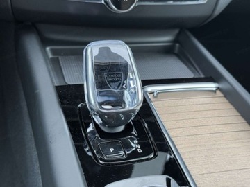 Volvo XC60 II 2025 VOLVO XC60 T6 Plug-In Hybrid AWD Ultra Bright 2.0 (398KM) 2025, zdjęcie 7