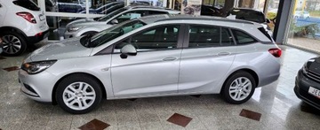 Opel Astra K Sports Tourer 1.6 CDTI 136KM 2018 Opel Astra Automt 1.6 cdti 136 km 1.6 Diesel 136KM, zdjęcie 3