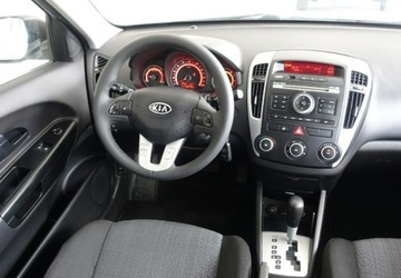 Kia Ceed I Hatchback 5d Facelifting 1.6 CRDi VGT 115KM 2012 Kia Cee&#039;d 1.6, zdjęcie 21