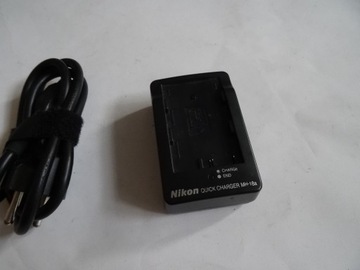 Ładowarka Nikon Quick Charger MH-18a 8.4V 0.9A