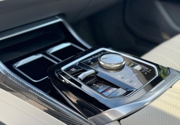 BMW Seria 7 G70 Sedan Plug-In 3.0 M60e 571KM 2024 BMW Seria 7 M760e xDrive Sport Dealer BMW Bonkowscy Gorzow Wlkp. 3.0, zdjęcie 21