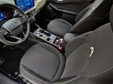 Ford Kuga III SUV Facelifting 2.5 FHEV 180KM 2025 Od ręki - Active 2.5 FHEV 180KM / Pakiet Winter, zdjęcie 4