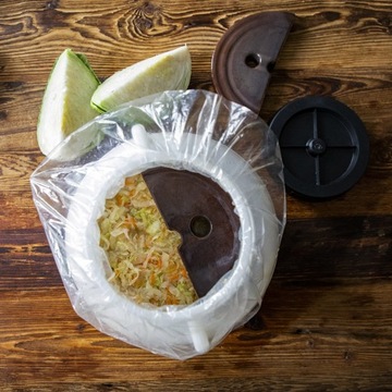 Давильный камень для керамических бочек, диаметр 15 мм.