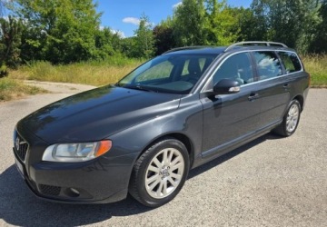 Volvo V70 III Kombi 2.0 TD 136KM 2009 Volvo V70 Volvo V70 2.0D Momentum 2.0 Diesel 136KM, zdjęcie 3