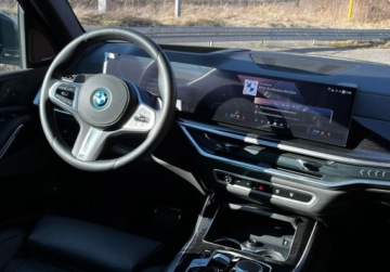 BMW X5 G05 SUV Plug-In Facelifting 3.0 50e 490KM 2025 BMW X5 Samochod DEMO dostepny z leasingiem 100 BMW Bonkowscy Wroclaw, zdjęcie 12
