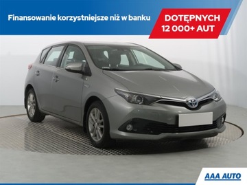 Toyota Auris II Hatchback 5d Facelifting 1.8 Hybrid 136KM 2017 Toyota Auris Hybrid, Salon Polska, 1. Właściciel