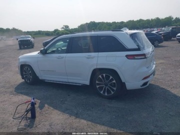 Jeep Grand Cherokee IV 2022 Jeep Grand Cherokee Overland 2022 3.6l 3.6 Benzyna 293KM, zdjęcie 2
