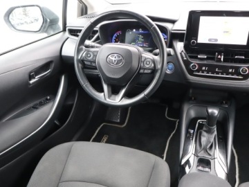 Toyota Corolla XII Sedan 1.8 Hybrid 122KM 2022 Toyota Corolla 1.8 Hybrid, Salon Polska, zdjęcie 6