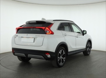 Mitsubishi Eclipse Cross SUV 1.5 T 163KM 2017 Mitsubishi Eclipse Cross 1.5 T-MIVEC, zdjęcie 4