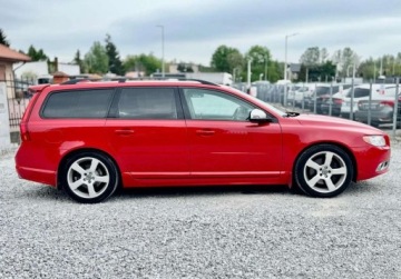 Volvo V70 III Kombi 2.5 T 231KM 2010 Volvo V70 2.5T 231KM Rdesign Summum Lift BiXenon PDC Skory manual nowe ham, zdjęcie 5