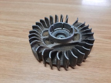 STIHL 044 MS 440 МАГНИТНОЕ КОЛЕСО