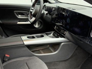 Mercedes CLA C118/X118 2026 MERCEDES-BENZ CLA 200 AMG Line Sedan 1.5 (163KM) 2026, zdjęcie 6