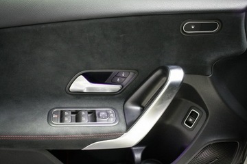 Mercedes Klasa A W177/V177 Sedan 1.3 200 163KM 2022 Mercedes A 200 sedan*AMG*4Matic*Salon, zdjęcie 14