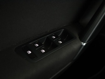 Volkswagen Golf Sportsvan Sportsvan Facelifting 1.5 TSI ACT 130KM 2019 Volkswagen Golf Sportsvan klima auto navi czujniki, zdjęcie 33