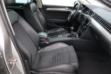 Volkswagen Passat B8 Limousine 2.0 TDI 150KM 2015 VW Passat 2.0 TDI, Salon Polska, 1. Właściciel, zdjęcie 8