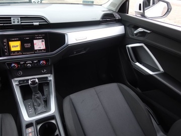 Audi Q3 II SUV 1.5 35 TFSI 150KM 2021 Audi Q3 Sportback 35 TFSI, Salon Polska, Automat, zdjęcie 7