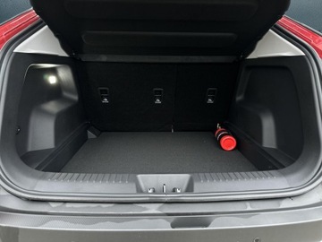 Omoda 5 1.6 T-GDI 147KM 2025 Omoda 5 Blood red, zdjęcie 31