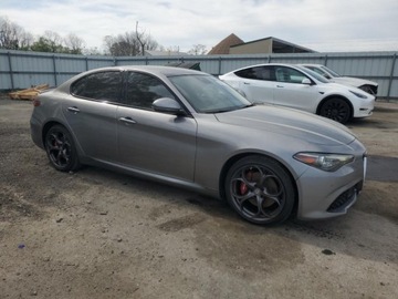 Alfa Romeo Giulia II Sedan Facelifting 2.0 Turbo 280KM 2020 Alfa Romeo Giulia TI 2020 2.0l od ubezpieczalni 2.0 Benzyna 280KM, zdjęcie 4
