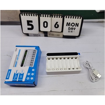 БЫСТРОЕ ЗАРЯДНОЕ УСТРОЙСТВО ДЛЯ АККУМУЛЯТОРОВ AA И AAA NI-MH/NI-CD УНИВЕРСАЛЬНОЕ