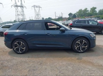 Audi Q8 e-tron 114kWh 408KM 2024 Audi Q8 e-tron 2024r., E-tron Premium Plus Quattro,, od ubezpieczalni 408KM, zdjęcie 8