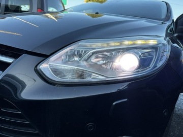 Ford Focus III Hatchback 5d 1.0 EcoBoost 125KM 2012 Ford Focus Bogate wyposażenie 2012, zdjęcie 11