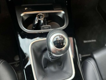 Mercedes Klasa A W177/V177 Hatchback 1.3 200 163KM 2019 Mercedes-Benz Klasa A 1.3 benzyna 163 KM 6 biegow zarej w PL zadbany, zdjęcie 15