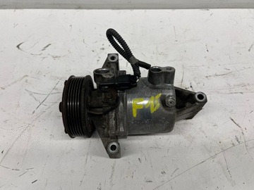 Nissan Juke I F15 1.6 DIG-T sprężarka klimatyzacji 926001KC3C