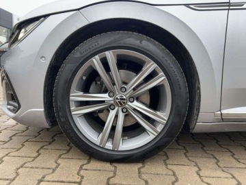 Volkswagen Arteon Fastback Facelifting 2.0 TDI 200KM 2022 Volkswagen Arteon 2.0TDI 200KM R-Line 4x4 DSG SerwisASO Acc Led Virtual Ha, zdjęcie 37