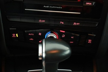 Audi A4 B8 Limousine Facelifting 2.0 TDI 143KM 2012 Audi A4 2.0 TDI, 1. Właściciel, Automat, Skóra, zdjęcie 9