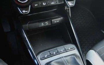 Kia Stonic Crossover 1.0 T-GDI 120KM 2018 Kia Stonic GWARANCJA, 2018r, Benzyna 120KM, Niski przebieg, Dobre wyposaze, zdjęcie 12