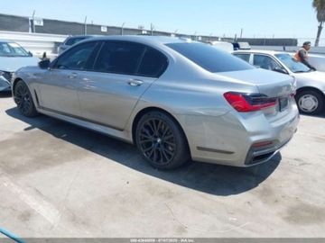 BMW Seria 7 G70 2022 BMW Seria 7 2022r., 3.0L 3.0 Benzyna 335KM, zdjęcie 2