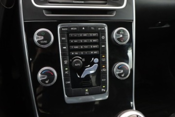 Volvo S60 II Sedan Facelifting 2.0 D3 DRIVE-E 150KM 2017 Volvo S60 D3, Salon Polska, Automat, VAT 23%, zdjęcie 15