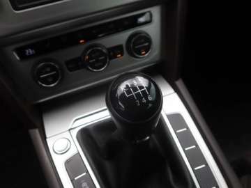 Volkswagen Passat B8 Limousine 1.4 TSI ACT 150KM 2015 VW Passat 1.4 TSI, Salon Polska, Klima, zdjęcie 15