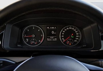 Volkswagen Multivan T6 2016 Volkswagen Multivan Polski salon Bezwypadkowy 7mio osobowy _ DSG 2.0, zdjęcie 17
