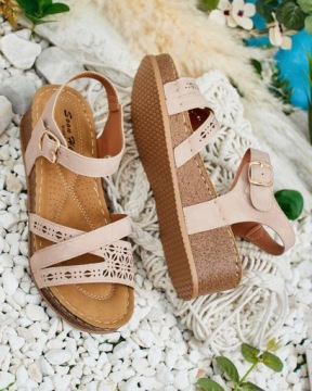БЕЖЕВЫЕ ЖЕНСКИЕ САНДАЛИИ RIVER 39