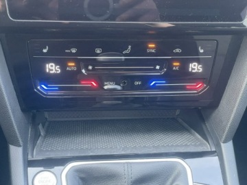 Volkswagen Passat B8 Variant Facelifting 2.0 TDI SCR 150KM 2023 Volkswagen Passat Variant 2.0 TDI 150KM krajowy, zdjęcie 19