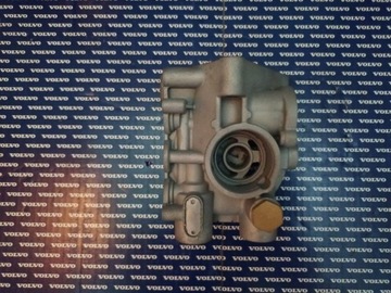 Клапан осушителя Volvo FH12 FH FM 85013131 осушитель