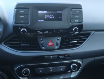 Hyundai i30 III Hatchback 1.4 MPI 100KM 2020 Hyundai i30 1.4 CVVT, Salon Polska, Serwis ASO, zdjęcie 11