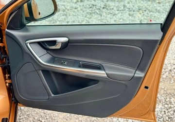 Volvo V60 I Kombi 2.0 D3 163KM 2010 Volvo V60 D3 5cyl 163KM Automat bixenon polskory PDC Navi 2.0 Diesel, zdjęcie 29