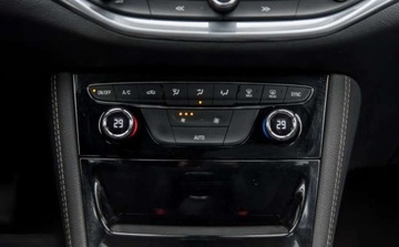 Opel Astra K Sports Tourer 1.4 Turbo 125KM 2017 Opel Astra Opel Astra 1.4 Turbo Dynamic 1.4 Benzyna 125KM, zdjęcie 28